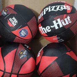 Pizza Hut NCAA Mini Basketball Match Madness 