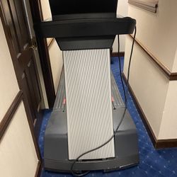 T10.9 Reflex Treadmill 