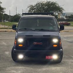 2002 GMC Savana