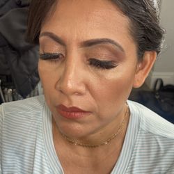 Make Up 