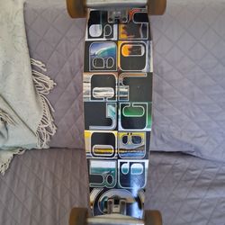 Used Like New Sector 9 Gullwing Cruiser/carving Board.