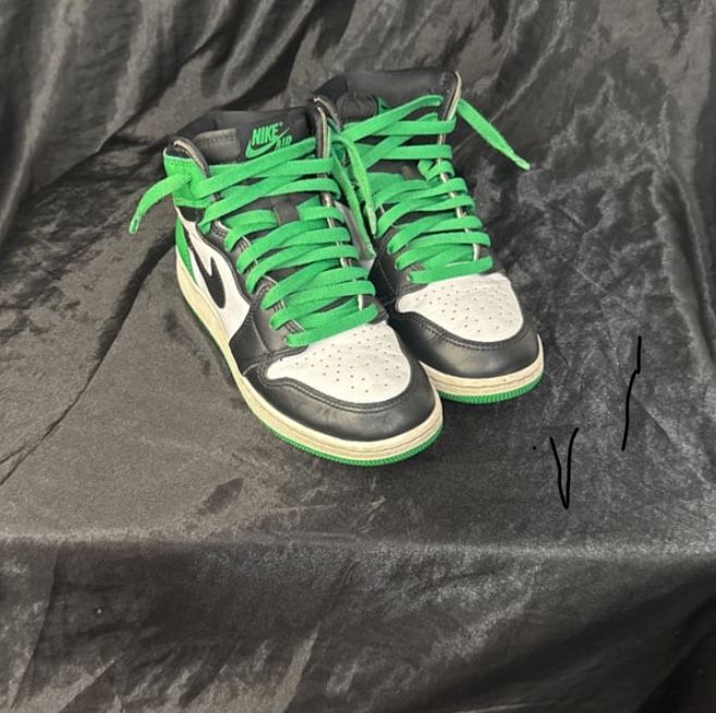 Nike Air Jordan 1 Retro High OG Lucky Green Kids Size 5.5