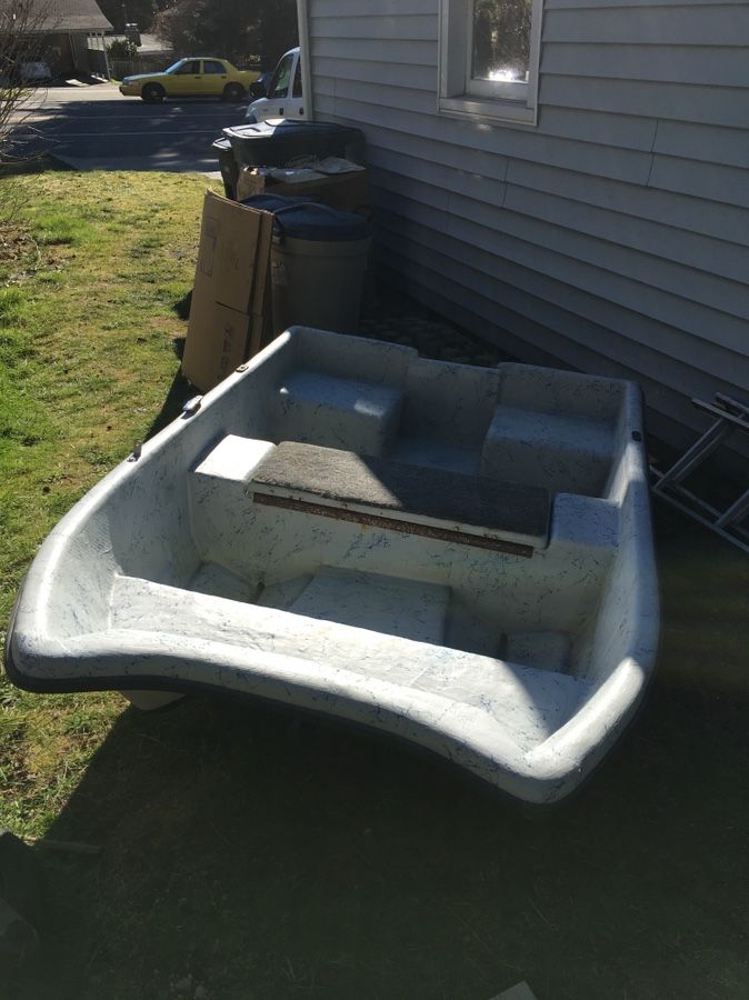 8’ Fiberglass Sportcat by Sterling Boats