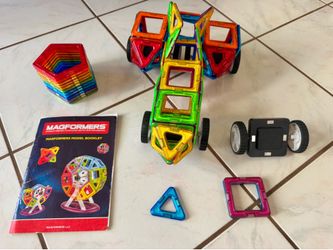 Magnetic Building Blocks / Tiles (62pcs) & wheels