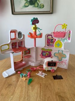 Littlest Pet Shop Rescue Tails Center