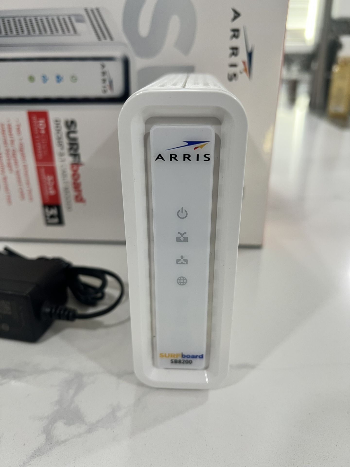 ARRIS SURFboard SB8200 DOCSIS 3.1 Cable Modem | Approved for Comcast Xfinity, Cox, Charter Spectrum