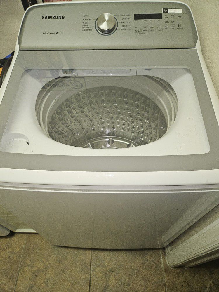Like New Washer & Dryer