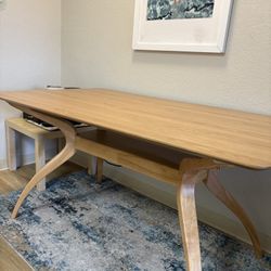  Dinning Table