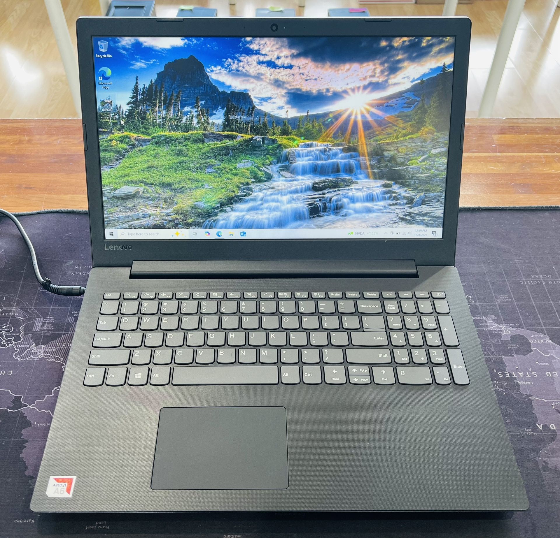 Lenovo IdeaPad 81H5 AMD A6-9225 2.60Ghz 8GB 256GB Windows 10