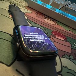 Apple Watch S.E Almost New