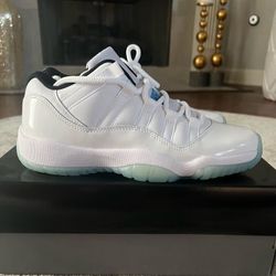 Jordan 11 Legend Blue Low