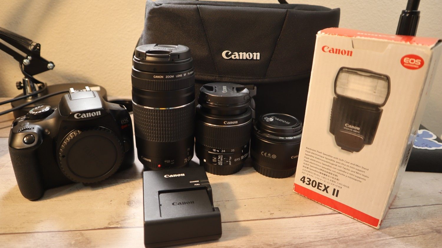 CANON rebel T6 kit!