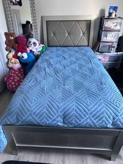 Grey twin bedroom set