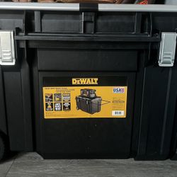 DeWalt Mobile Storage 