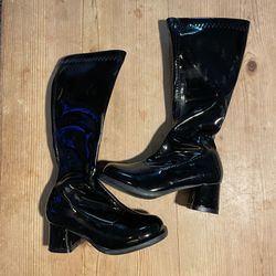 Girls Gogo Boots Size 9/10