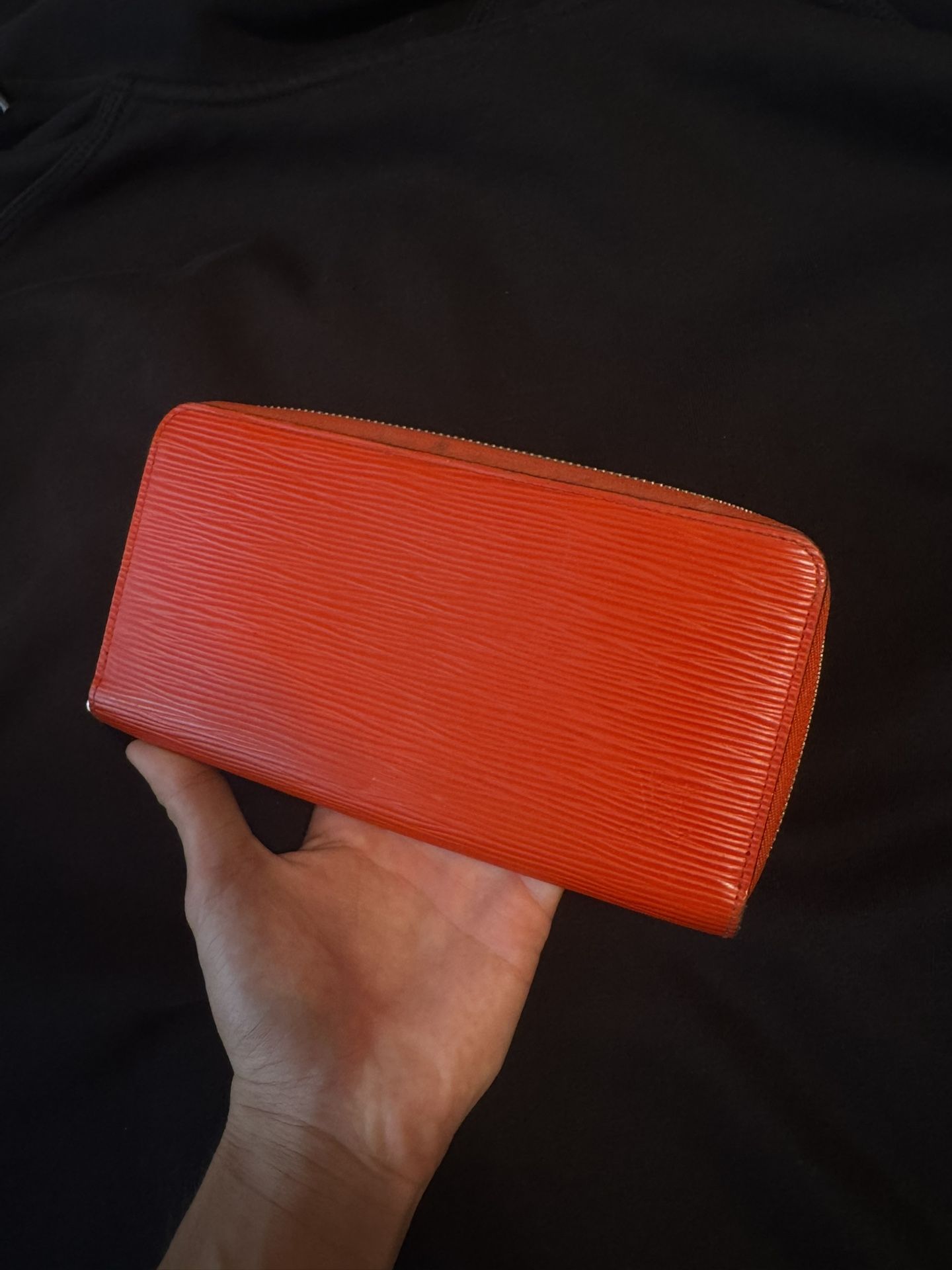 Louis Vuitton Grenade Epi Wallet