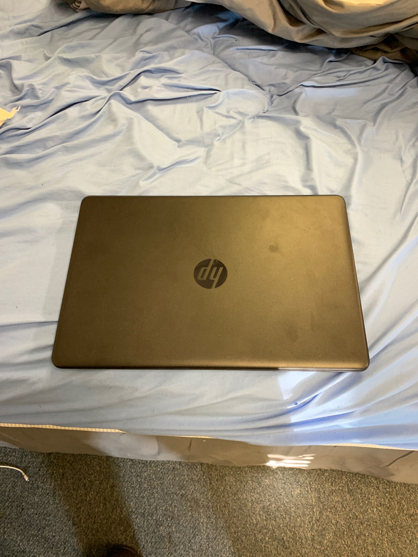 Hp laptop with 1tb pentium silver hard drive