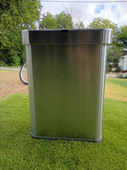 Simple human trash can automatic,good deal