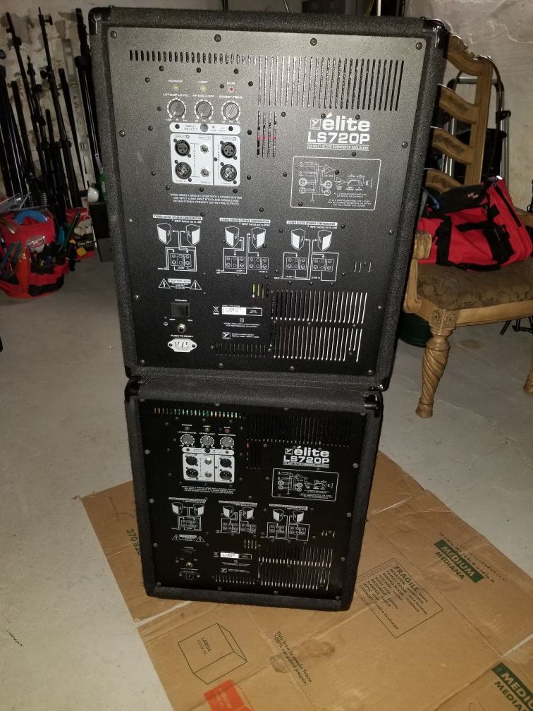 A PAIR OF YORKVILLE ÉLITE LS720P IN PERFECT WORKING CONDITION