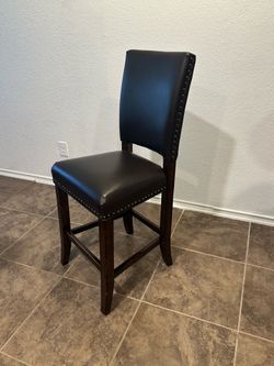 4 tall bar chairs