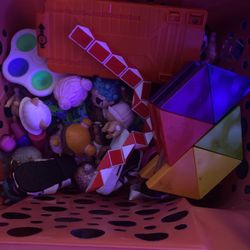 Fidget Toys And Lol Dolls