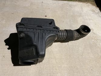 2007 Dodge Charger 5.7L V8 Air Intake