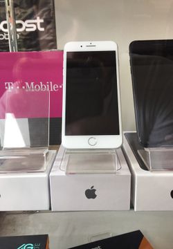 BRAND NEW IPHONE 8 PLUS 64 GB UNLOCKED TOO ALL COMPANYS