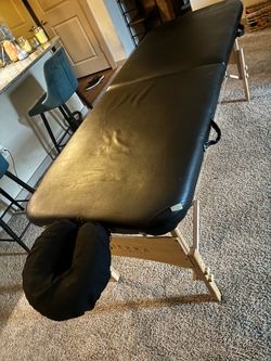 Massage table