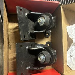 51-52 Engine Mounts