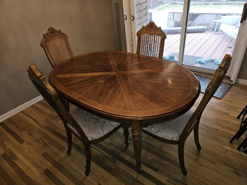 Dinning TABLE & Chairs 