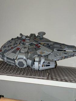 12 Lego sets with mini figs
