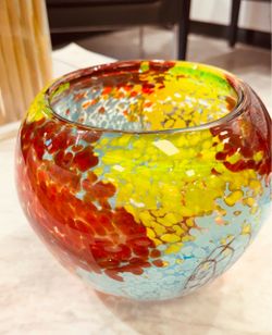 Bright color glass bowl