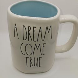 Rae Dunn Disney A DREAM COME TRUE Princess Cinderella Castle Coffee Tea Mug 16oz