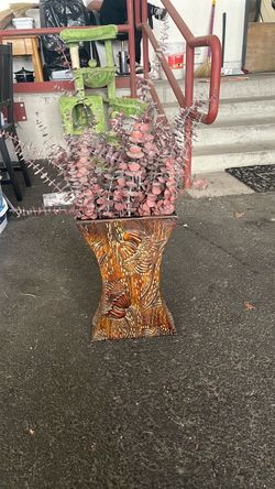 Flower base