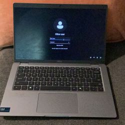 Dell Laptop / Barely Used / 6 Months Old