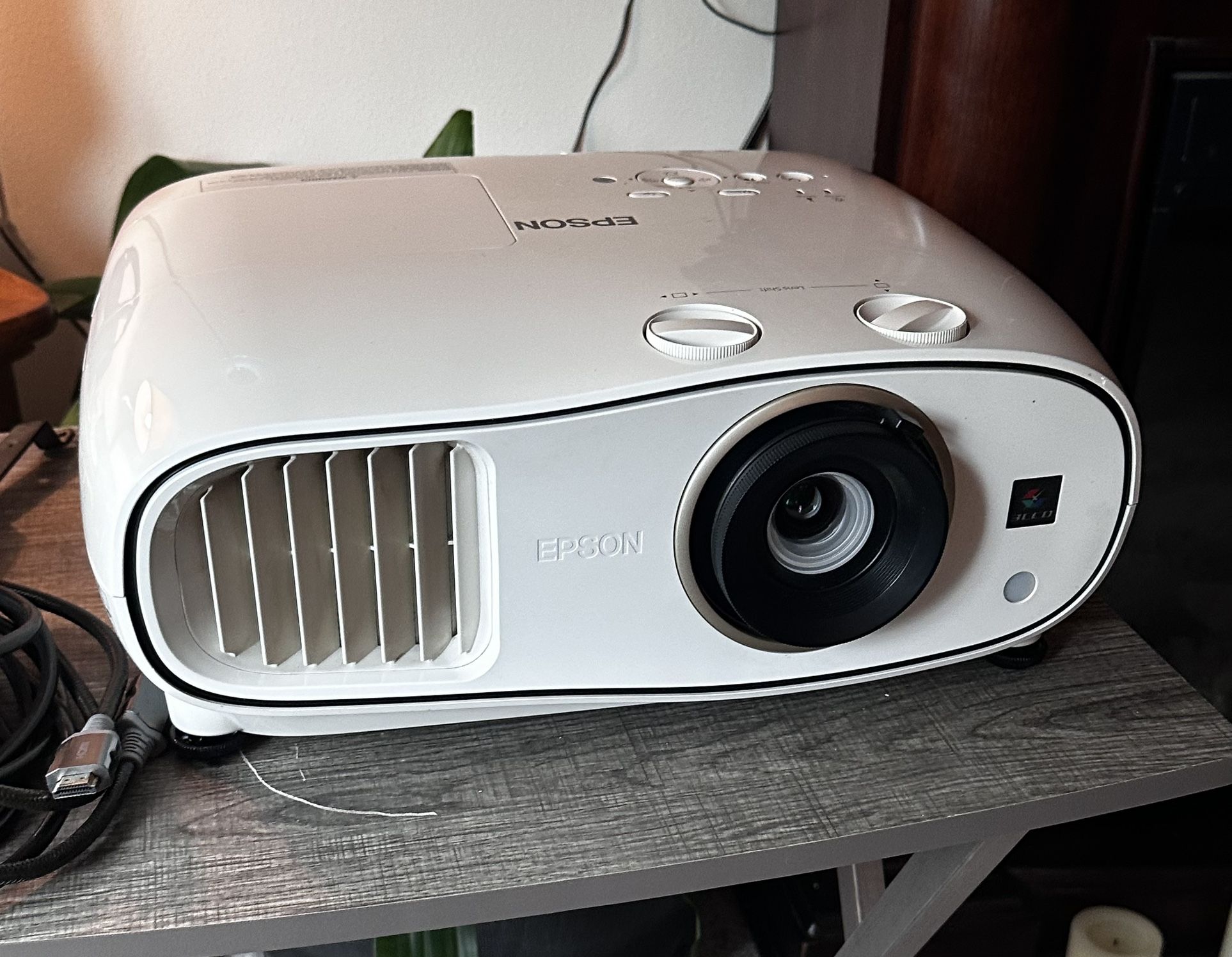 Epson 3700 home theater projector
