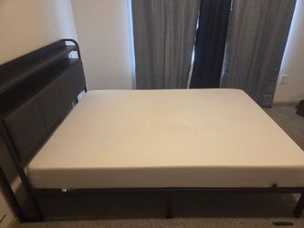 Full Size Bed