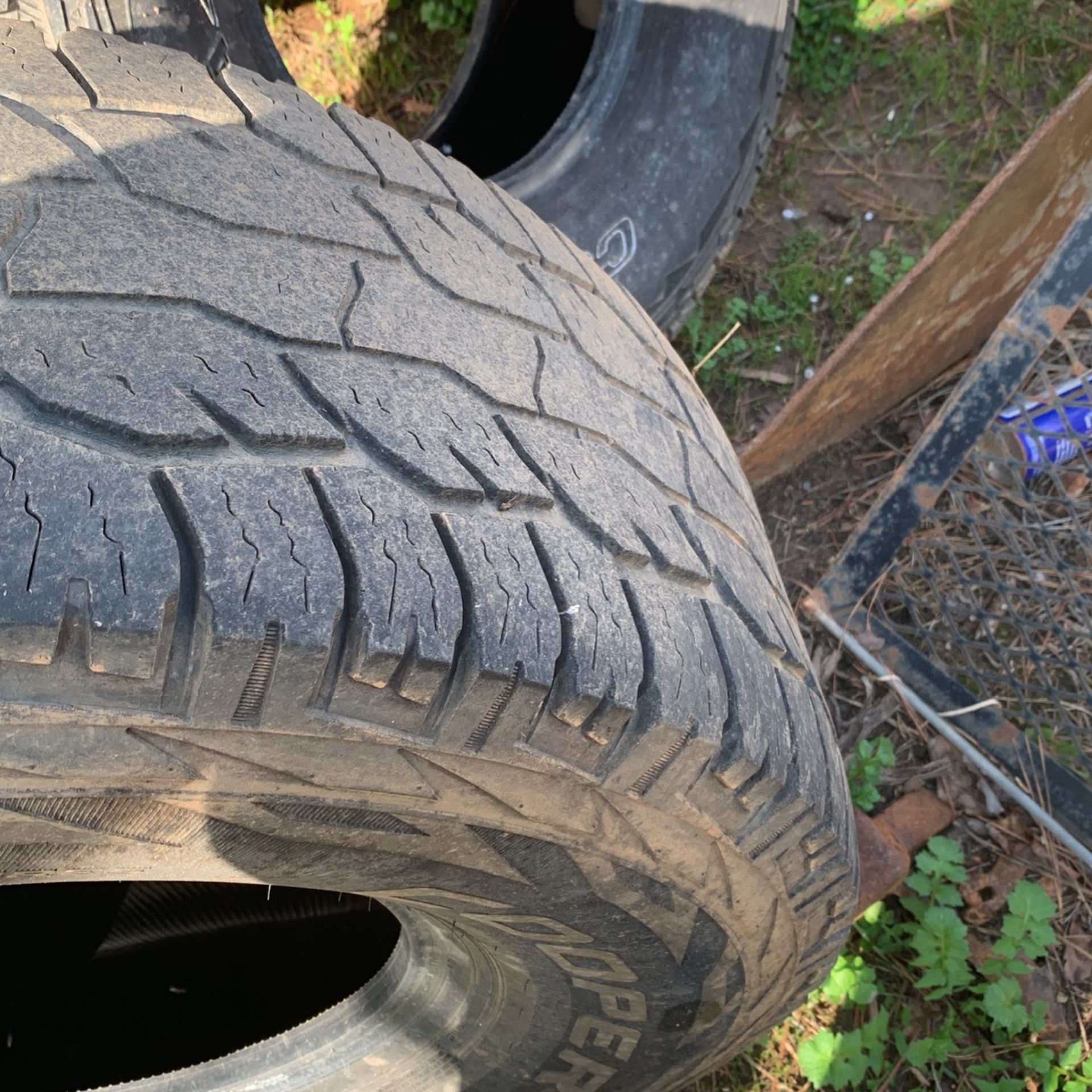 Tires LT 315/75/16