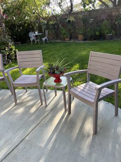 Solid Wood Patio Set 2 Chairs And A Table