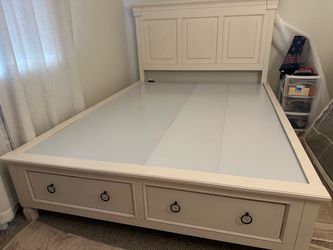 White Wood bed frame