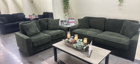 2 pc sofa set new in boxes