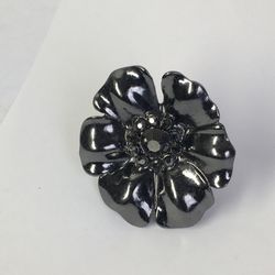 BEAUTIFUL WOMENS STRETCH RING SIZE 8-12 ADJUSTABLE  🌸🌺🌸🌼🌼 ESTATE FIND JEWELRY VINTAGE TO FASHION  EXCELLENT CONDITION  