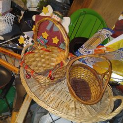 3 baskets 2 Dollar all