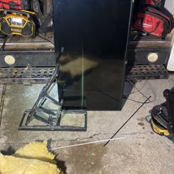 49” TCL Smart Tv With Wall Mount 