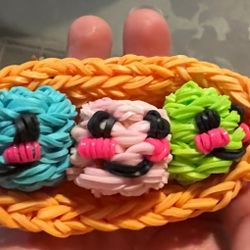 Rainbow Loom Figures
