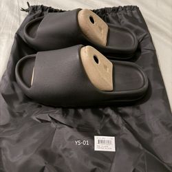 Yeezy Slides YZY YS-01 Size 10