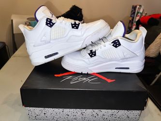 Air Jordan 4 “Purple Metallic” with Box