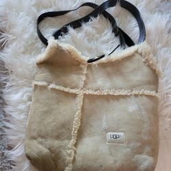 UGG Australia  Color  Tan  Purse 