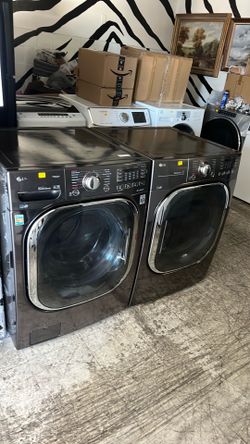 LG direct drive steam washer and gas steam dryer