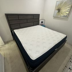 King Size Bed With Mattress
